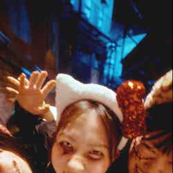 ゾンビ風メイクで楽しむ様子/画像提供:ユニバーサル・スタジオ・ジャパン