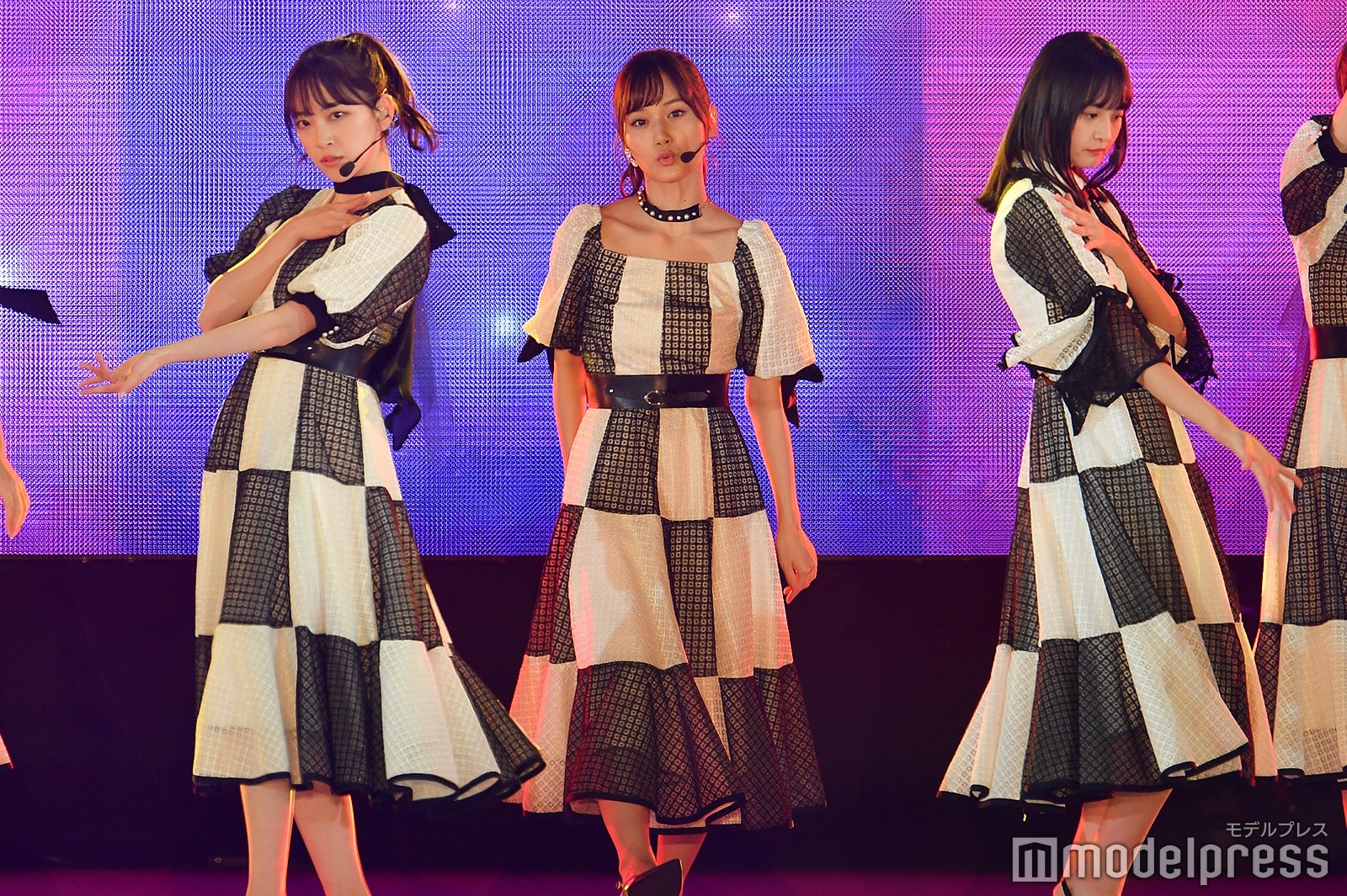 堀未央奈、山下美月、遠藤さくら（C）モデルプレス