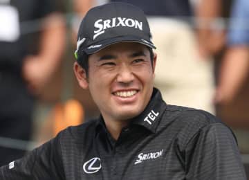 異色タッグに「最強の2人」「嬉しい報告ありがとう」 ワンオクtaka「素晴らしい勝利で今年を締めくくった英樹と！」と2ショ投稿 松山「尊敬」と返信