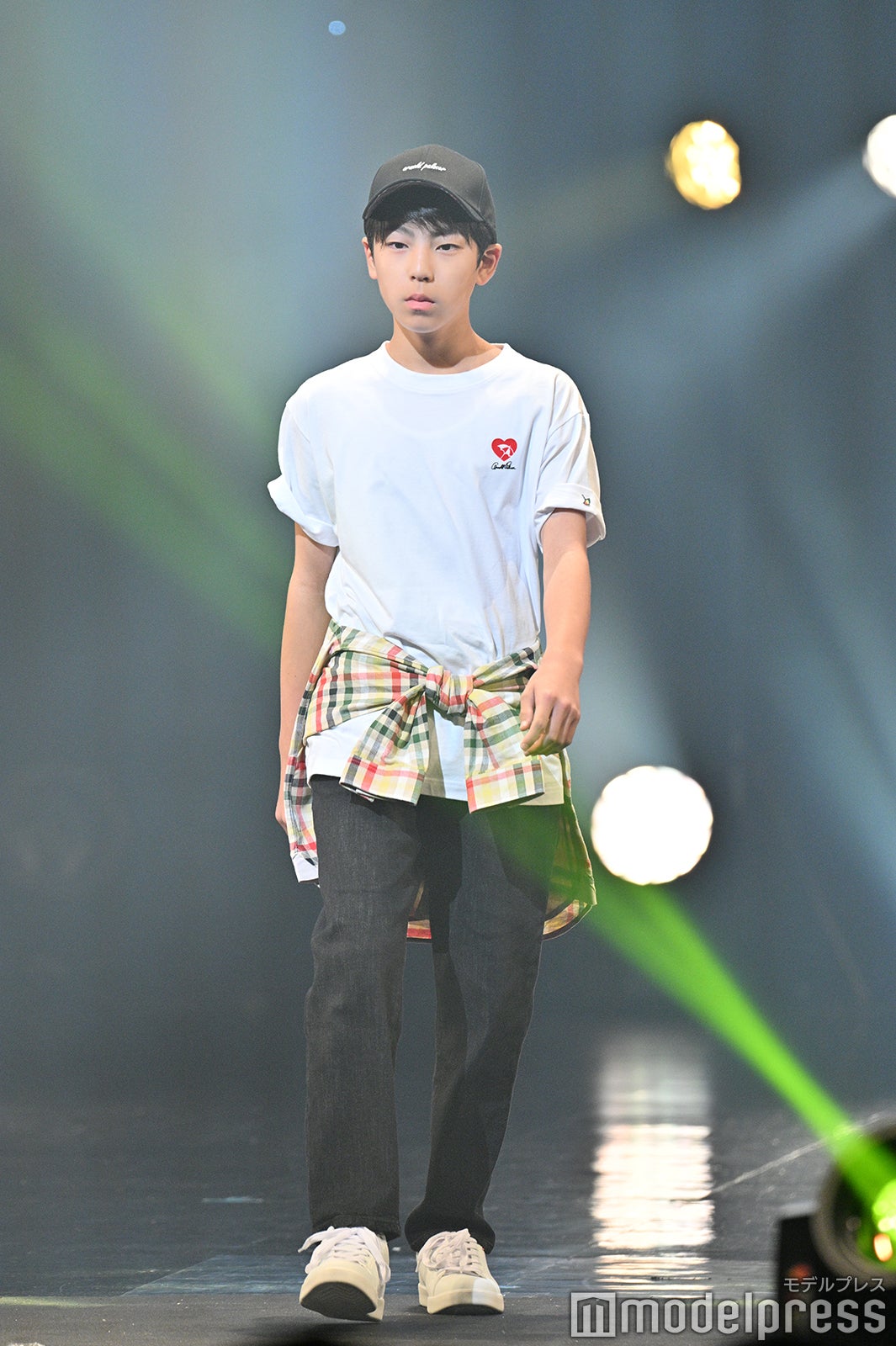 （C）モデルプレス