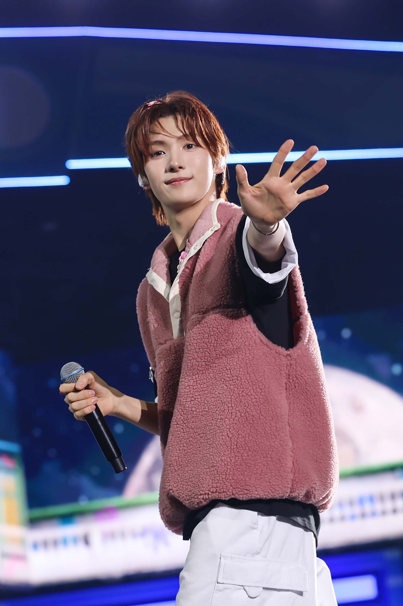 YOUNGJAE（P）＆（C）PLEDIS Entertainment