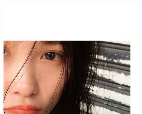 川栄李奈、“ドアップ”ショットでうる艶美肌際立つ 連休中に新たな挑戦