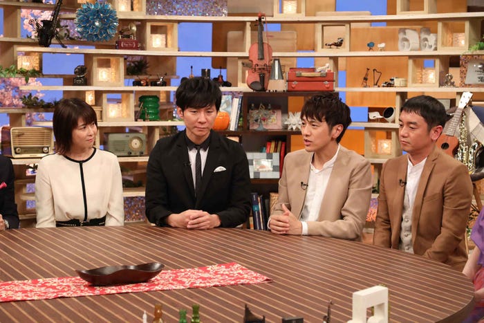 スタジオトーク(C)フジテレビ