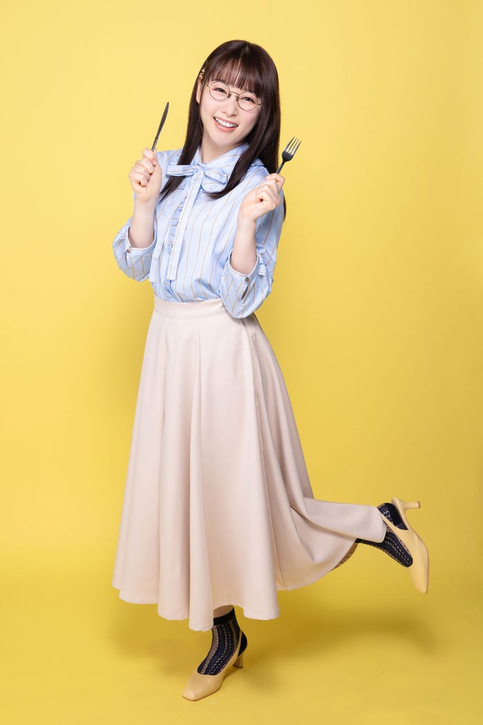 桜井日奈子(C)こもとも子/芳文社(C)「ごほうびごはん」製作委員会2021