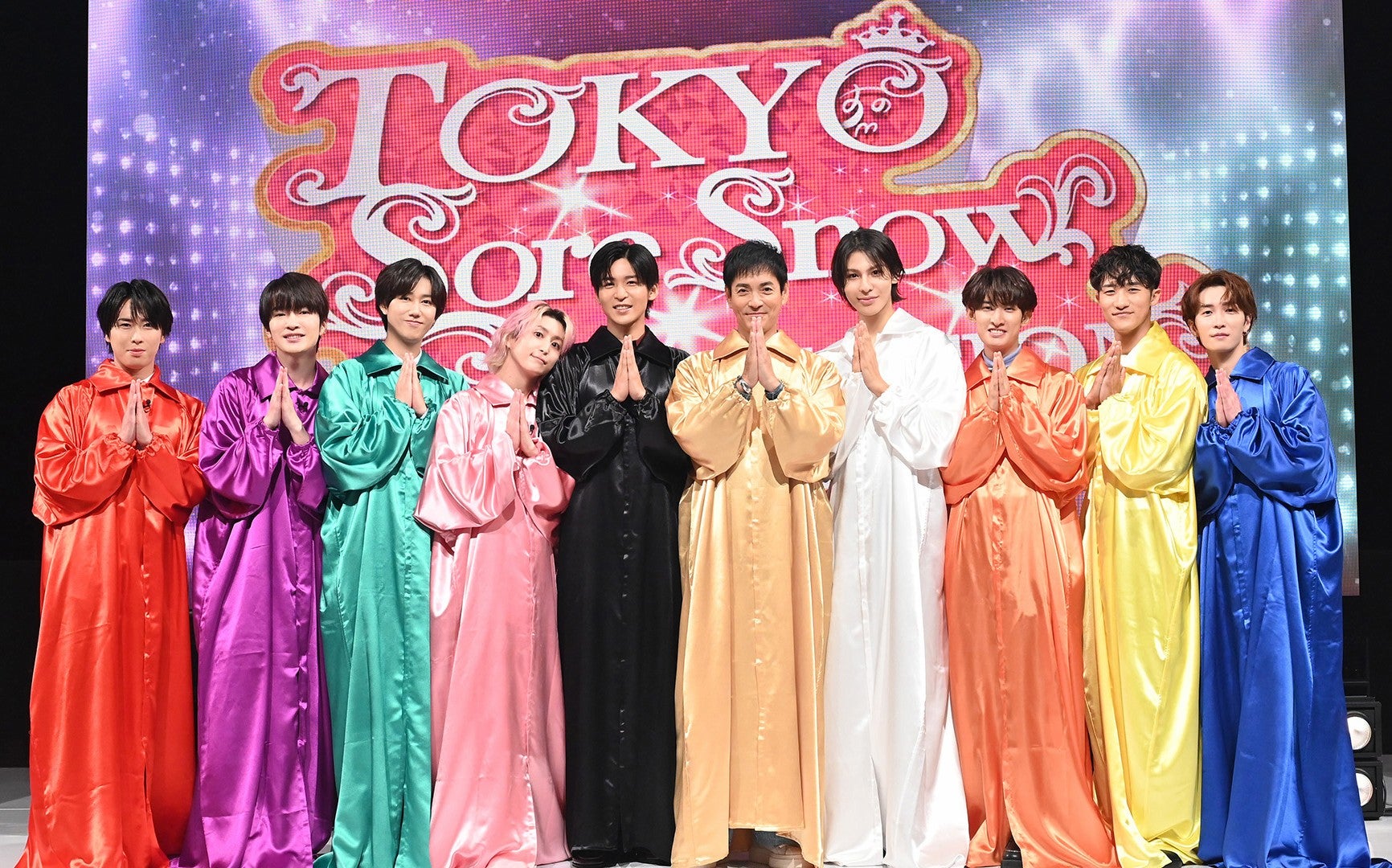 「それスノ」Snow Man、沢村一樹と“平成ファッション”対決 中条あやみが審査員に初参加