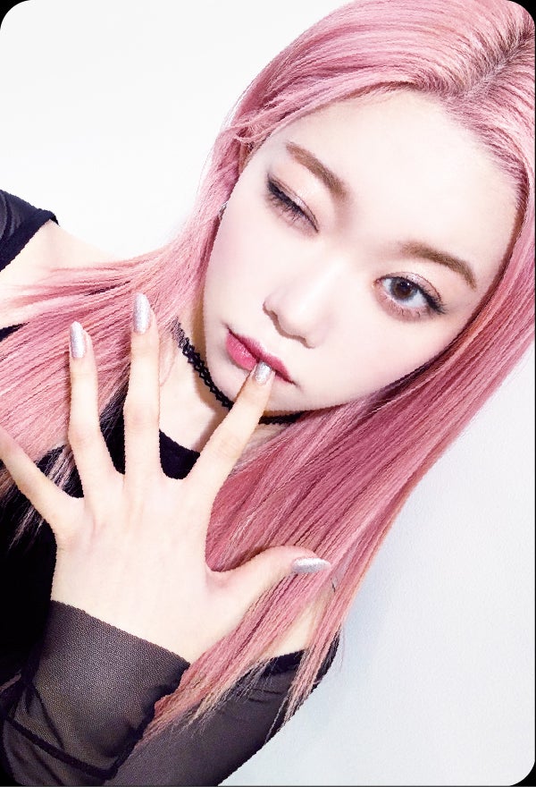 画像23/24) Billlieツキ、新CMで“夏の欲”解放 メンバーとの