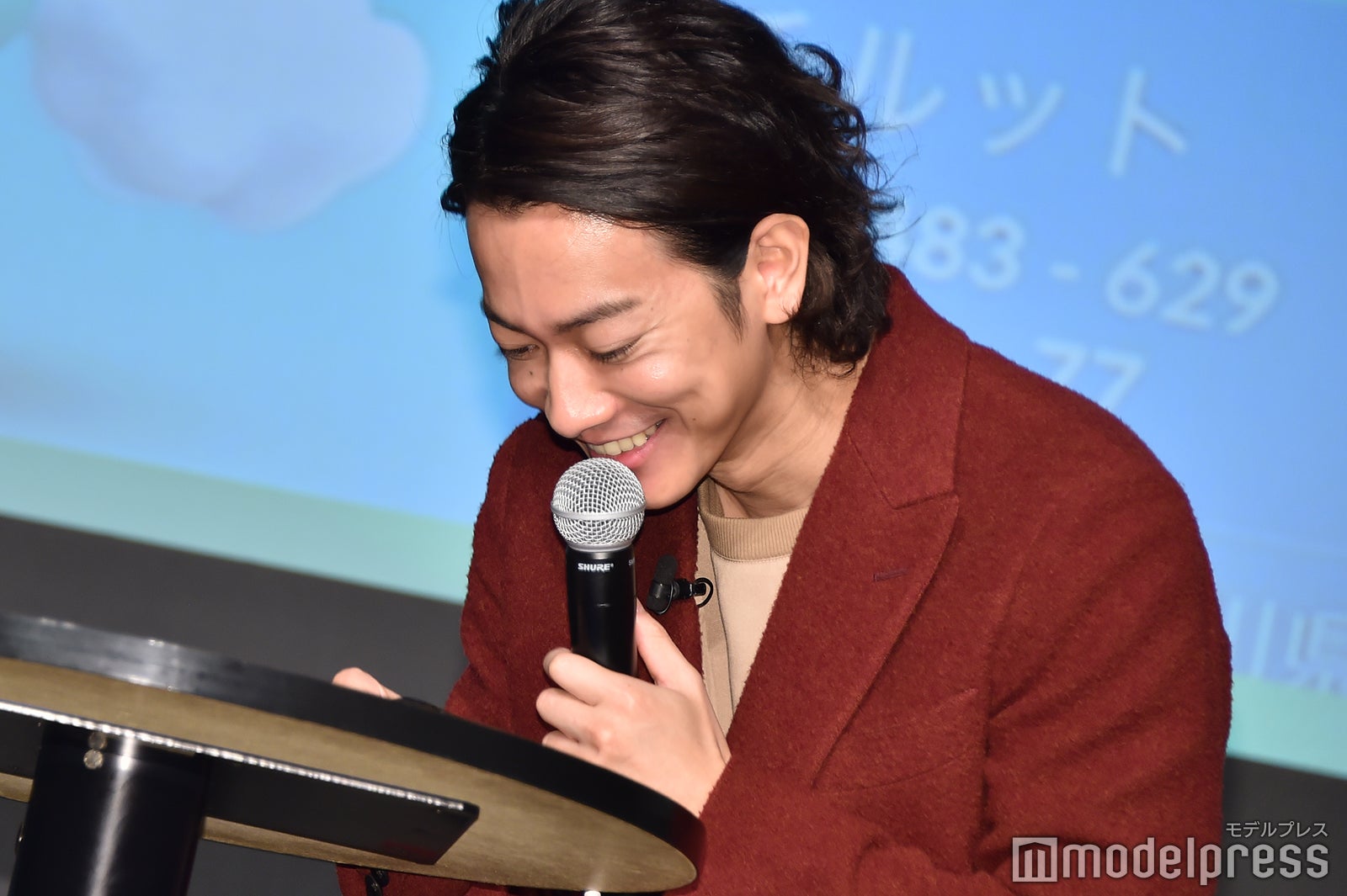 ポケモン交換にテンションが上がる（C）モデルプレス