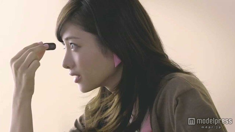 石原さとみに10の無茶ぶり よりめ＆おこり顔もキュート「ほんっとにもう…」