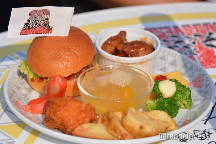 お子様ランチ from EXILE TRIBE¥650 (C)ビューティーガール