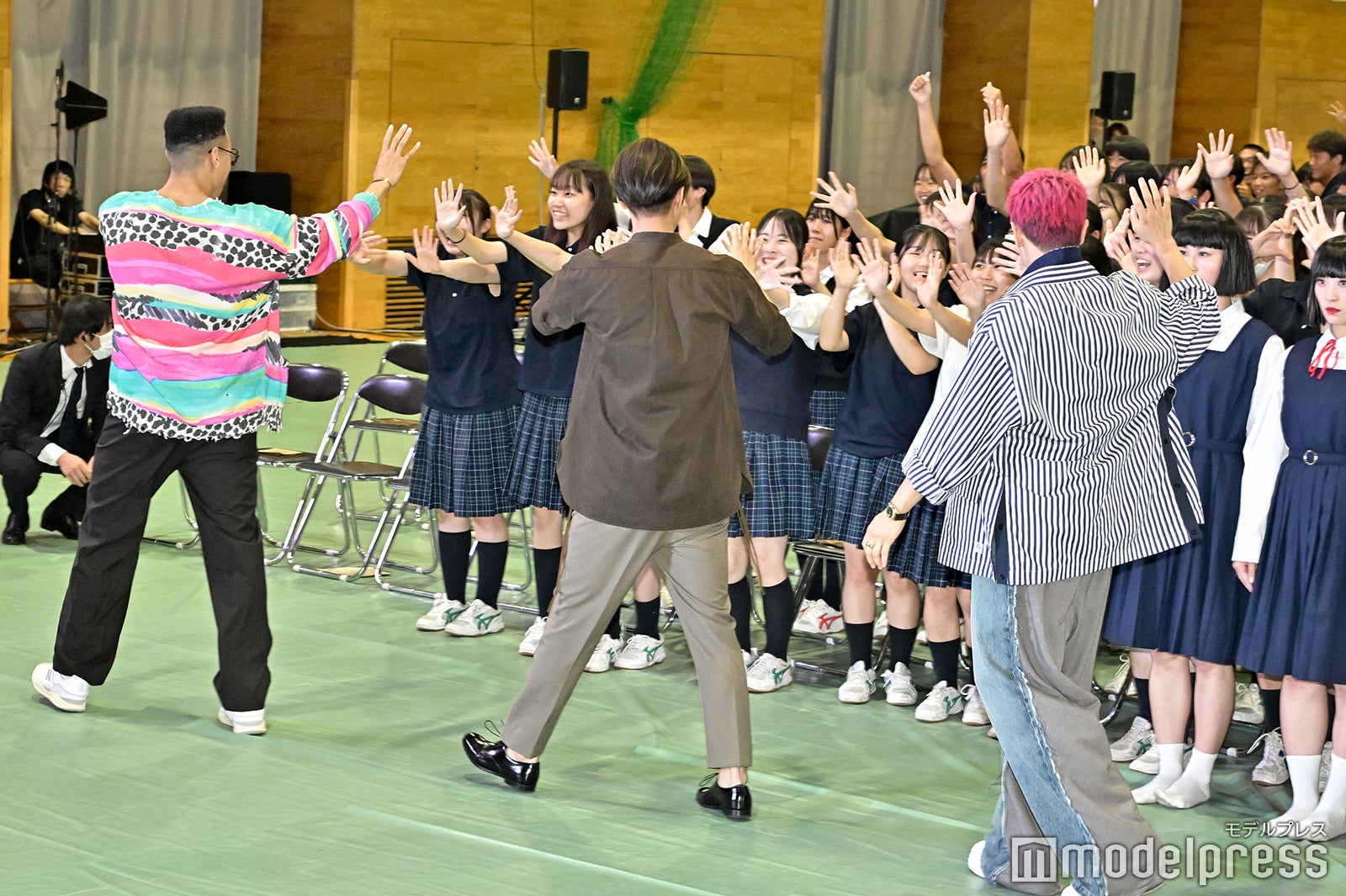 関口メンディー、片寄涼太、中務裕太（C）モデルプレス