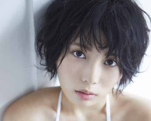 衝撃的手ブラも披露 Hカップ×黒髪ショートの安位薫「恥ずかしすぎて…」