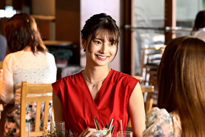 星蘭ひとみ/「おカネの切れ目が恋のはじまり」第2話より(C)TBS