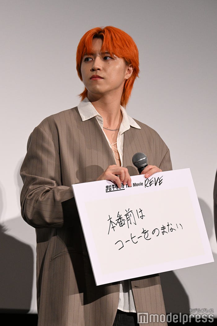 本番前はコーヒーをのまないタカシ(C)モデルプレス