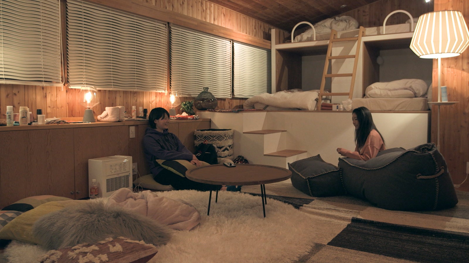 つば冴、安未「TERRACE HOUSE OPENING NEW DOORS」13th WEEK（C）フジテレビ／イースト・エンタテインメント