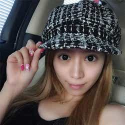 美女とペット No 1キャバ嬢モデル兼社長 愛沢えみりのセレブわんこ ティアラ モデルプレス