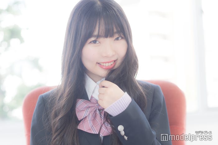 しま(C)モデルプレス