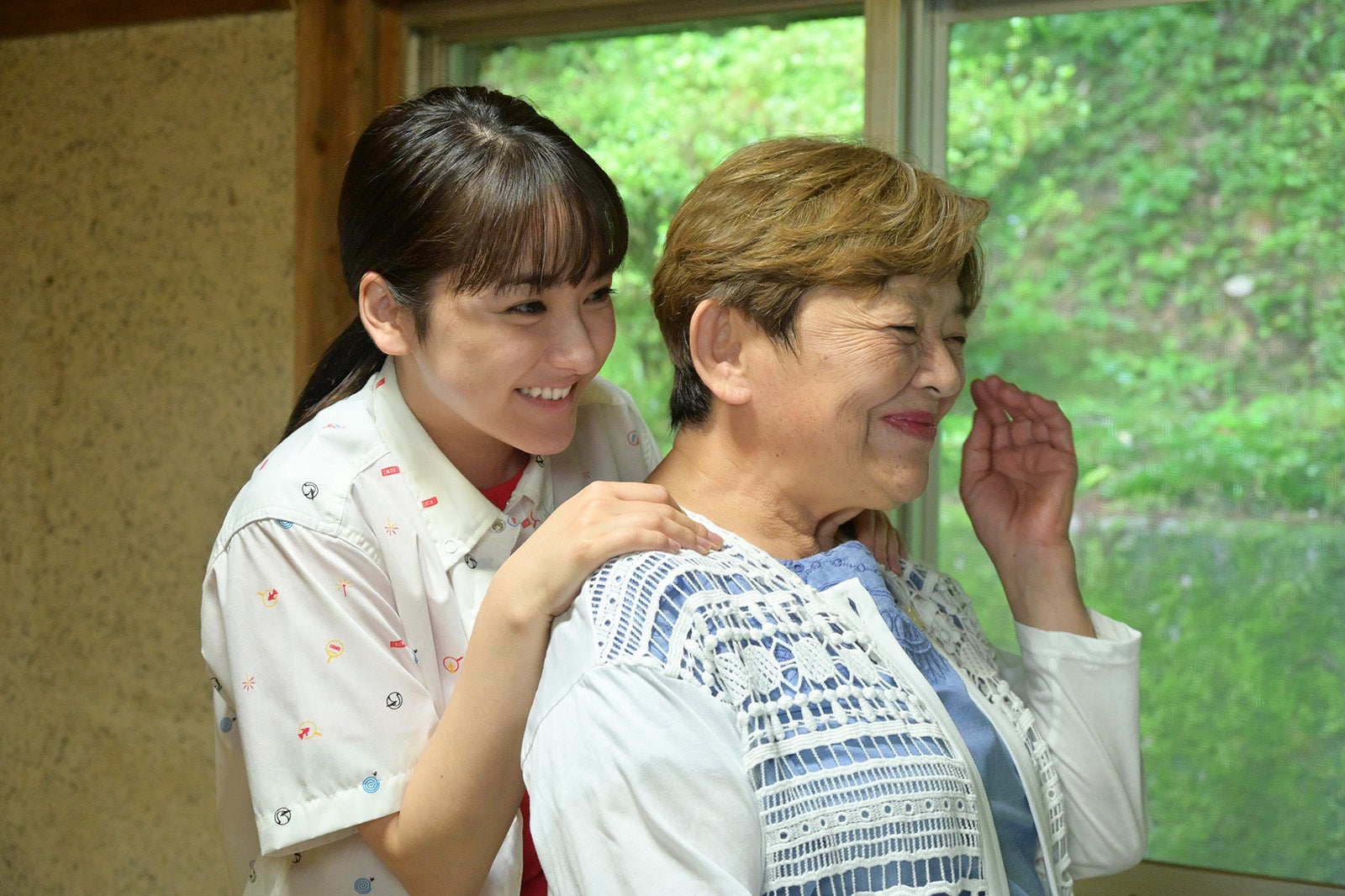 平祐奈、藤田弓子（C）東海テレビ