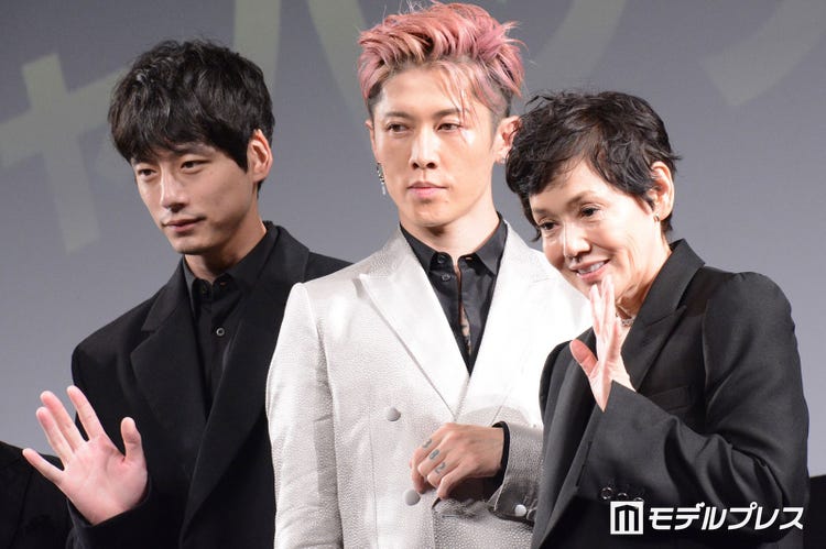 画像9/34) 岡田准一、坂口健太郎のアクションを称賛「羨ましかった  