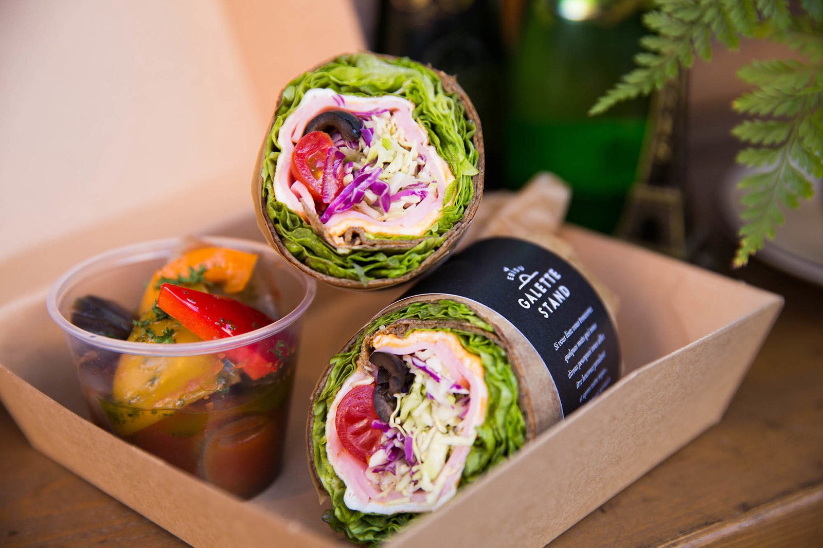 そば粉ガレット専門店「ガレット スタンド」がリニューアル　定番ものからデザート系までラインナップ