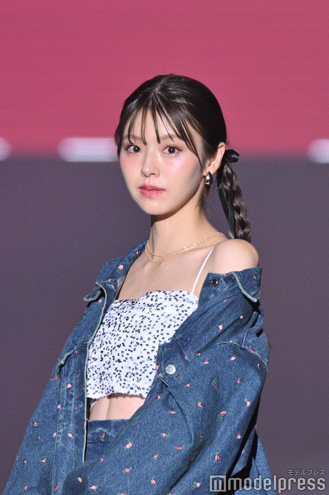 （C）モデルプレス