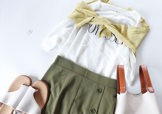 しまむら　タイトスカート　カーディガン　コーデ