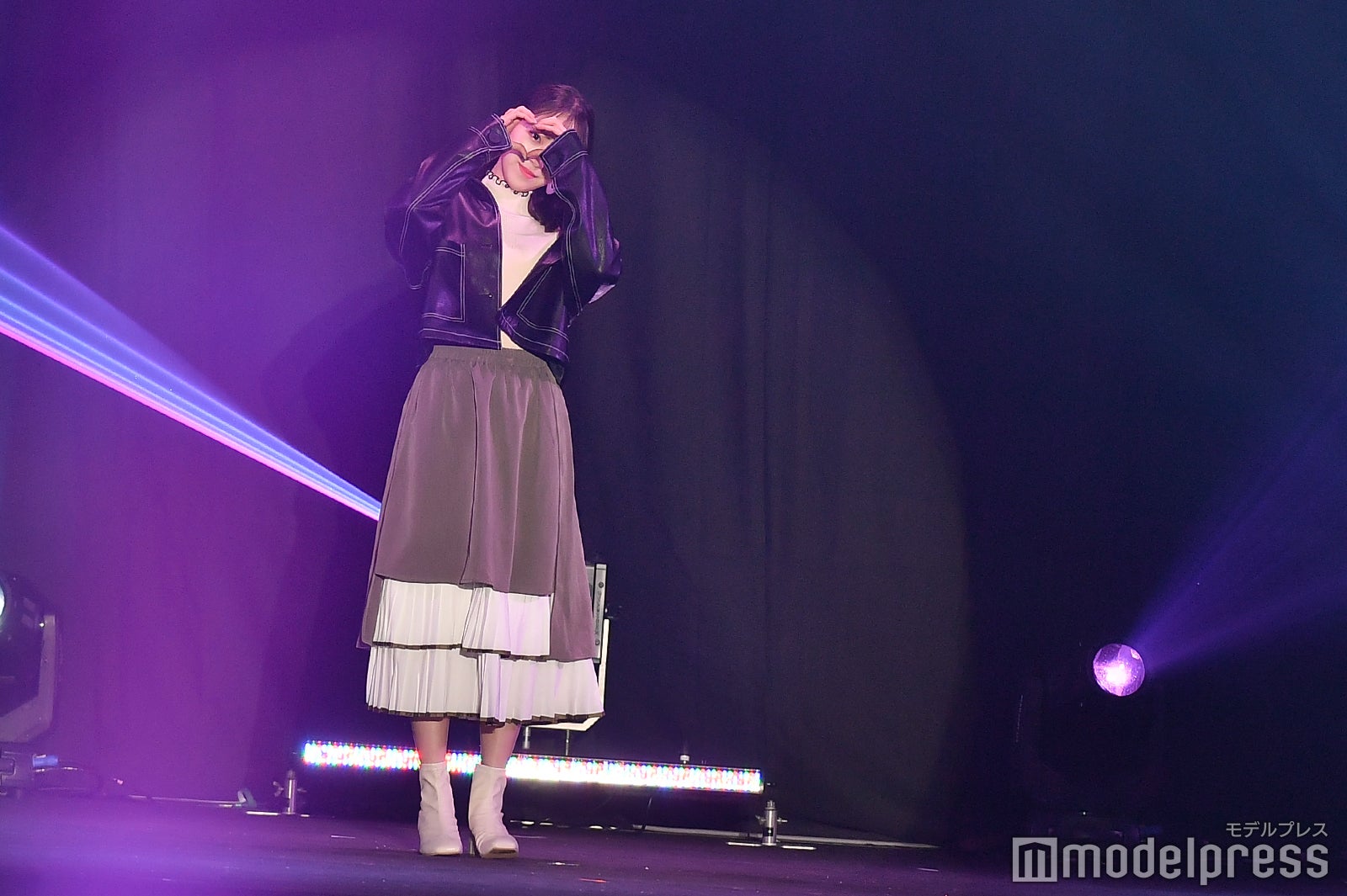 （C）モデルプレス