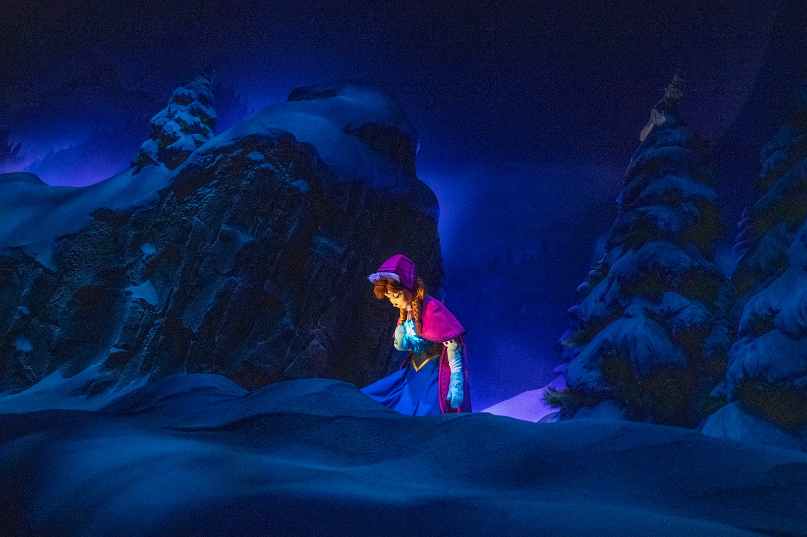 「フローズンキングダム」（C）Disney