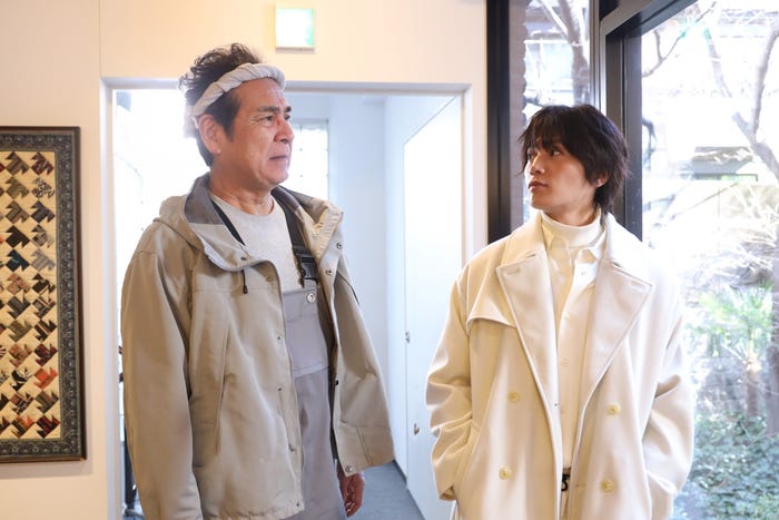 宇梶剛士、八木勇征「婚活1000本ノック」第5話より(C)フジテレビ