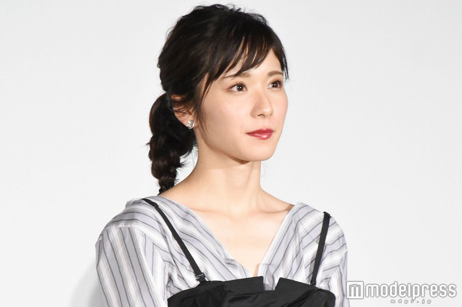 “魅力爆発”松岡茉優、北村匠海ら共演者が絶賛　会場からも黄色い声援飛びかう＜勝手にふるえてろ＞