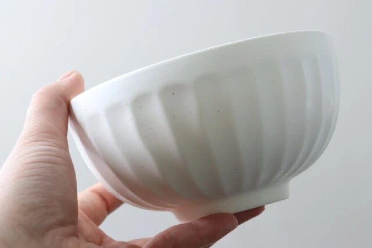 ダイソー　軽量ボウル（約14.5cm、粉引）