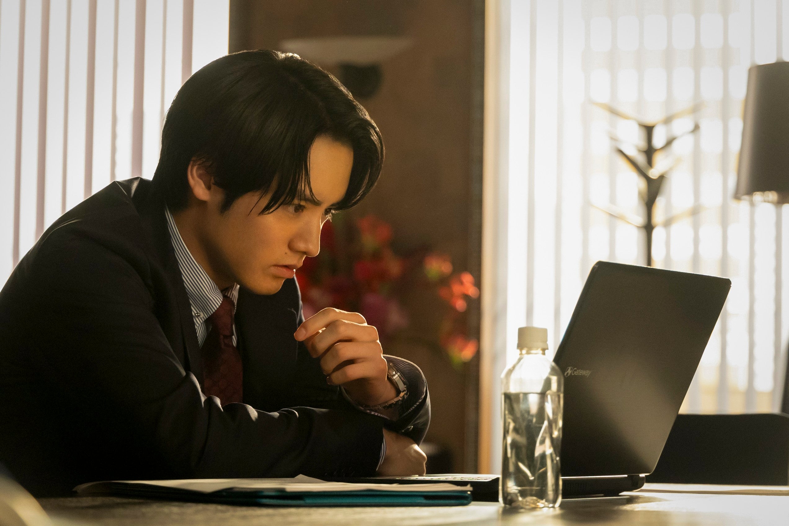 【Re:リベンジ-欲望の果てに- 第8話】海斗、郁弥がしていた“提案”に驚く