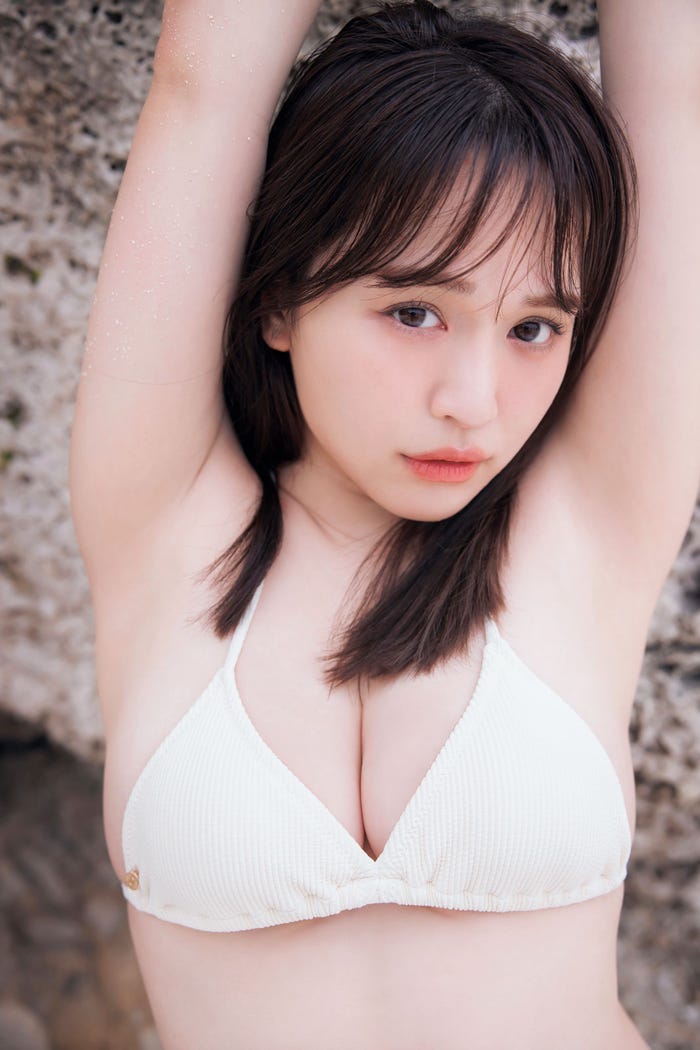 ゆうこす1st写真集「チャーミング」より(C)桑島智輝/講談社