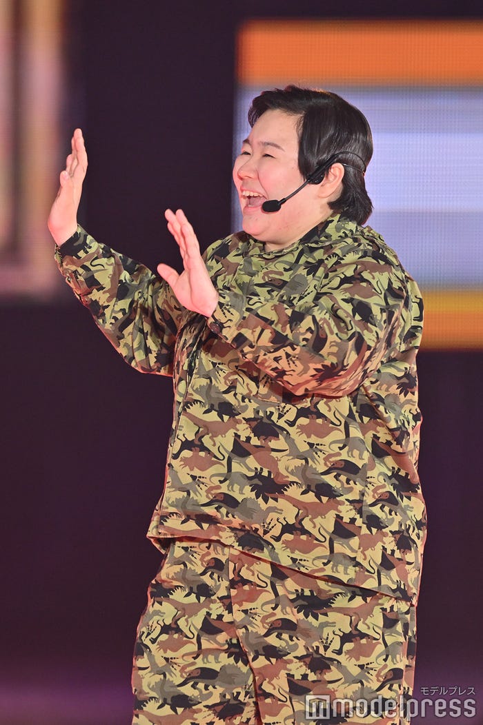 やす子(C)モデルプレス