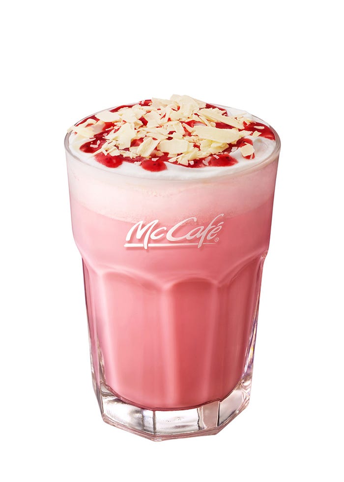ホワイトチョコストロベリーラテ/画像提供:日本マクドナルド株式会社