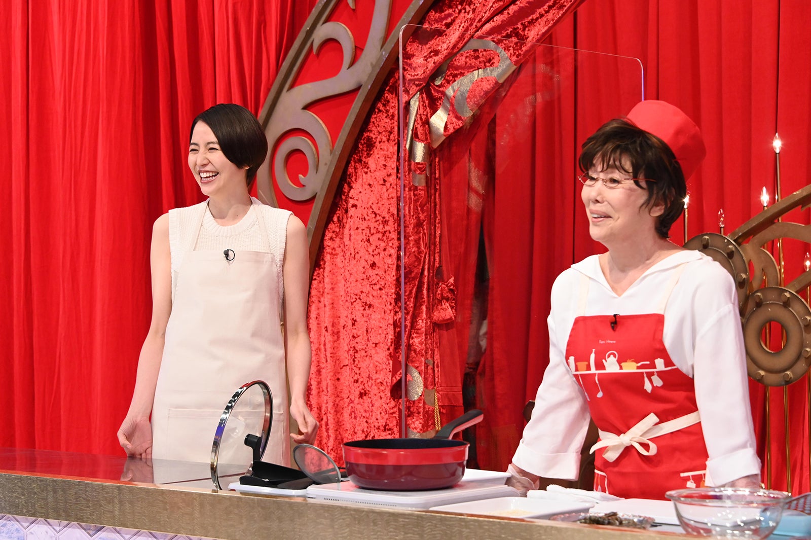 長澤まさみ、平野レミ（C）日本テレビ