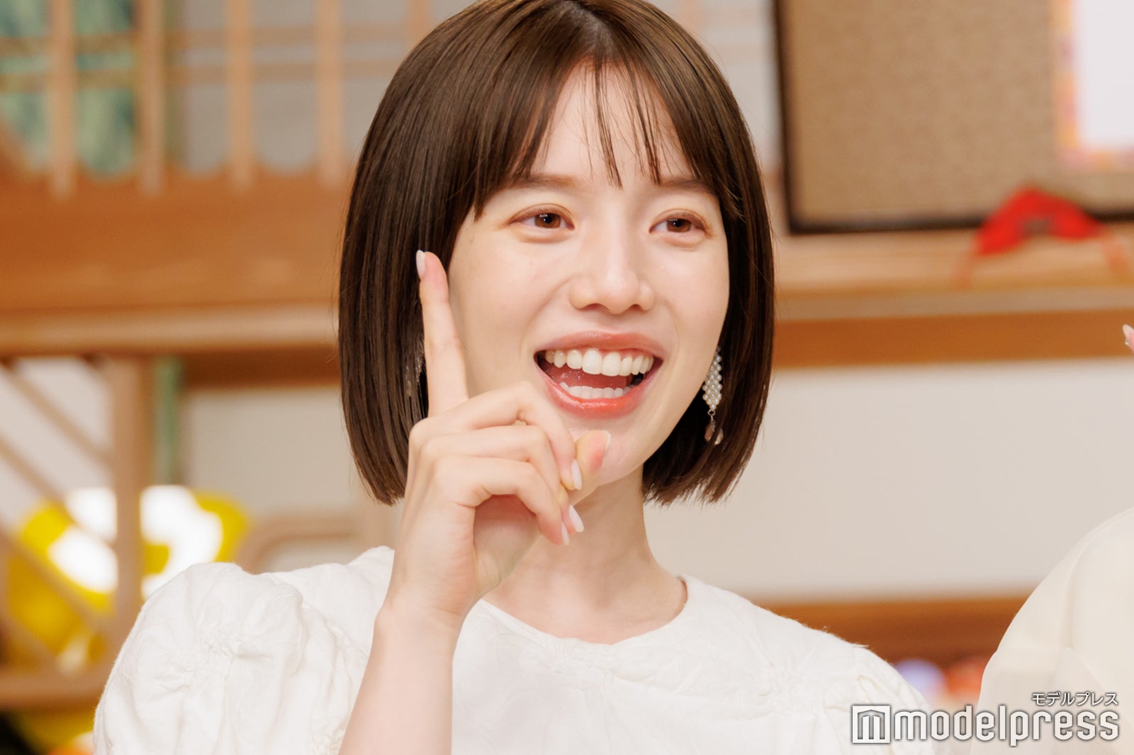 産休入りの弘中綾香アナ、初金髪を予告 千鳥ノブツッコミ「高校生じゃないんだから」＜1泊家族＞