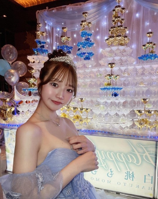 白桃ももInstagramより