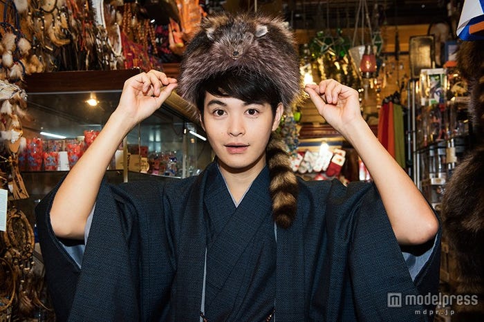 岡山天音へのお土産(C)2015 杉浦日向子・MS.HS/「合葬」製作委員会