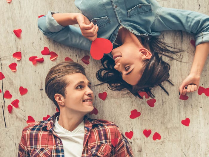 印象アップ 好きな人から褒められたときのかわいい返し方って モデルプレス 印象アップ 好きな人から褒められたときのかわいい返し方って モデルプレス