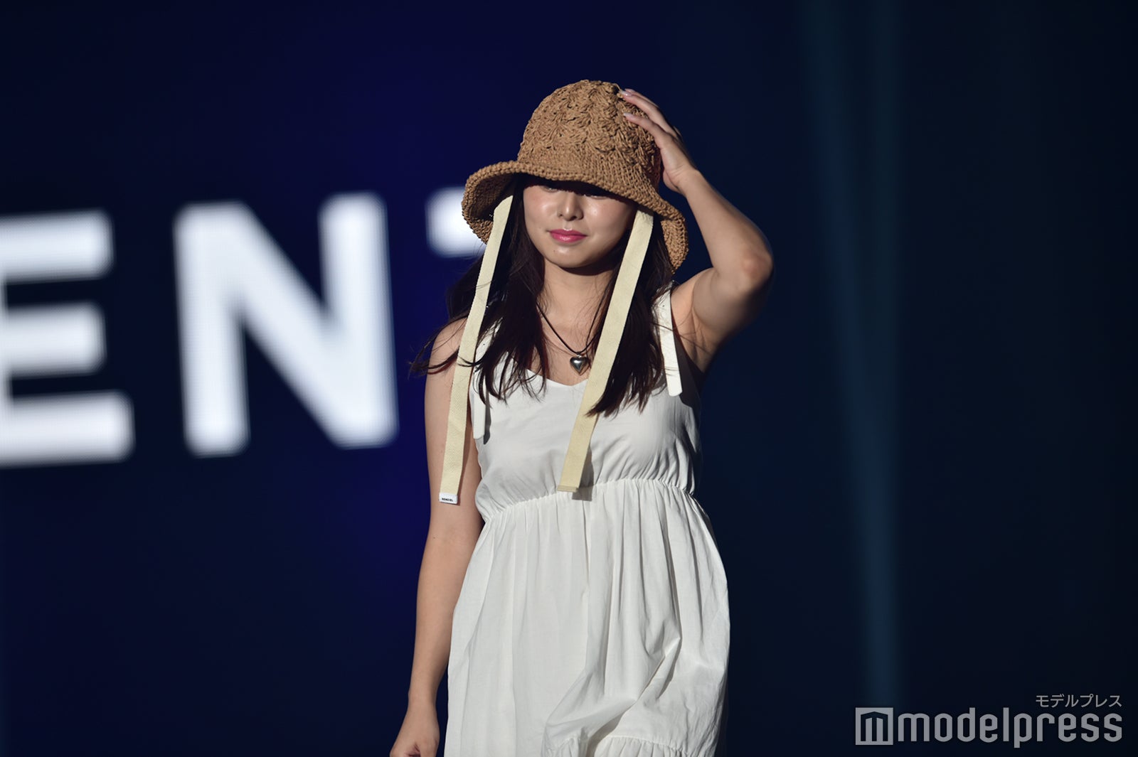 兼清萌々香（C）モデルプレス