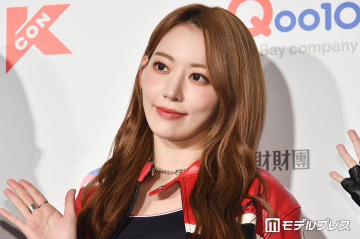 LE SSERAFIM・SAKURA、ボーカル練習中に涙「私があえてアイドルをしなくても」秘めた弱音を吐露
