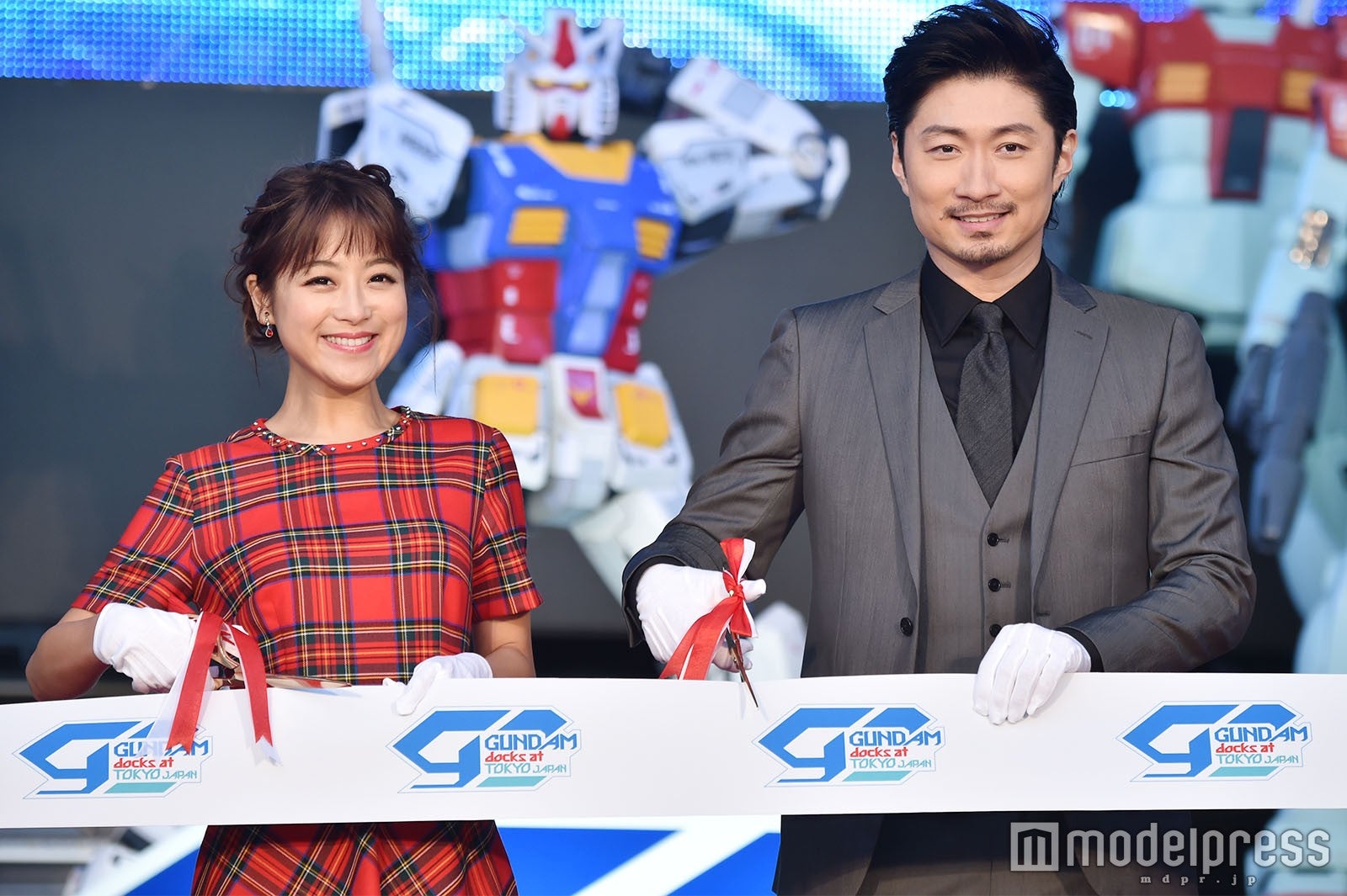 鈴木奈々、MAKIDAI （C）モデルプレス