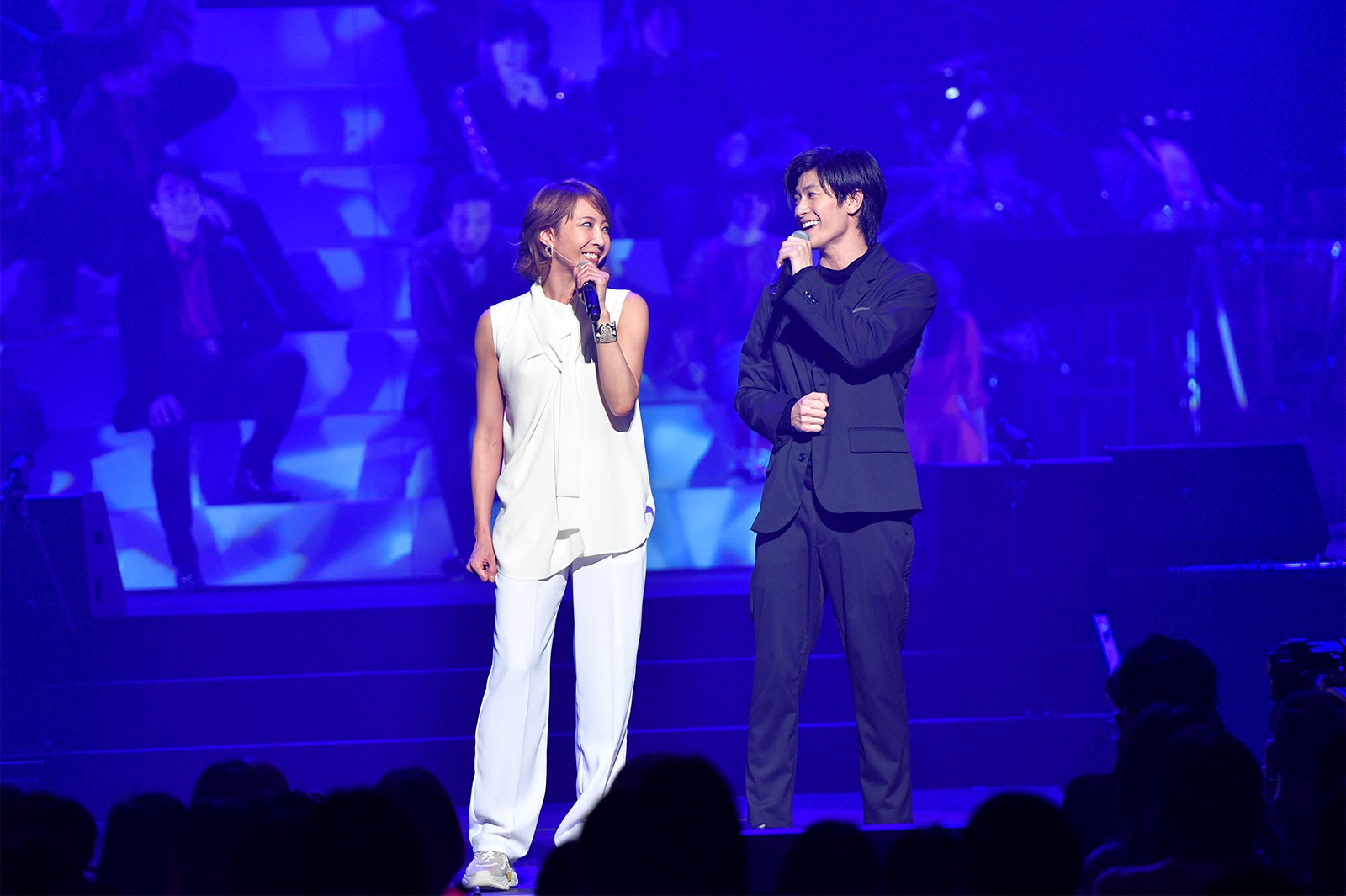 柚希礼音、三浦春馬（画像提供：アミューズ）