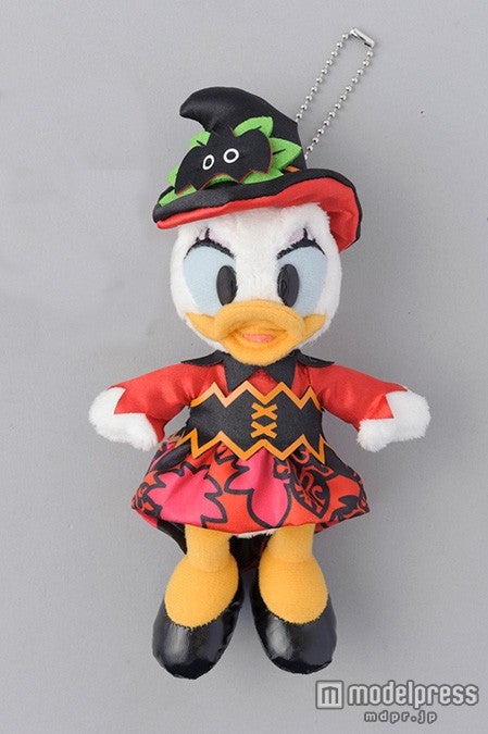 TDL：ぬいぐるみバッジ￥1600（C）Disney