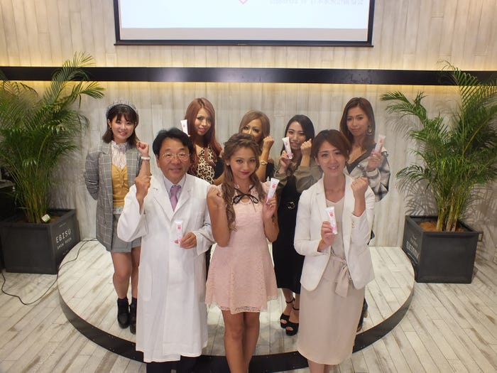 トークイベントの様子(提供写真)