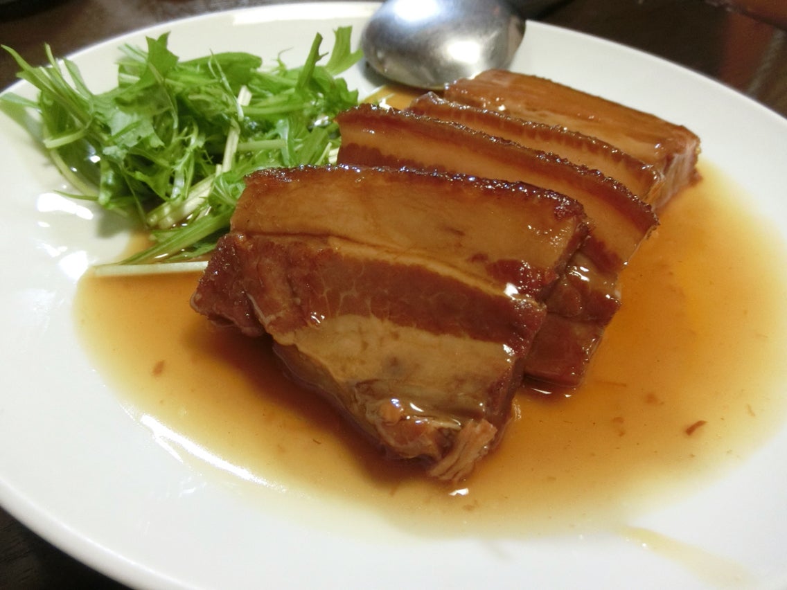 マダム紅蘭／とろとろ加減がたまらない東坡肉（トンポーロー）（提供画像）