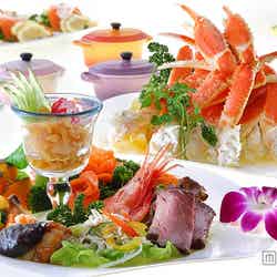 和洋中100種類のメニューが揃うブッフェ/画像提供:あさやホテル