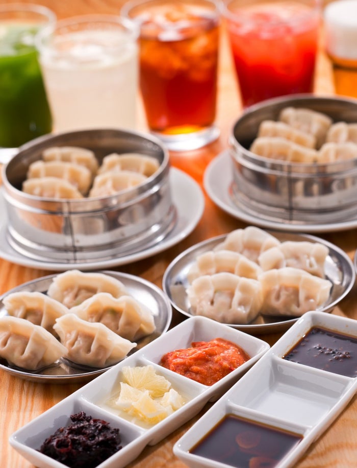 餃子は5個360円、おつまみ／デザートは300円～／画像提供：パートナーズダイニング