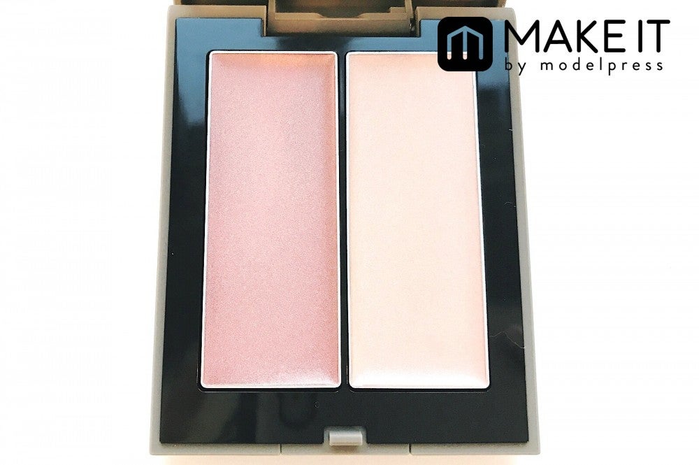 THREE／シマリング グロー デュオ／全2色／各4,500円（税抜） (C)メイクイット