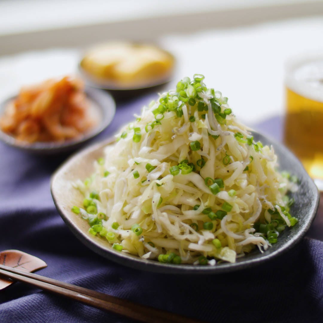無限にイケる!湯通しキャベツのしらすナムル